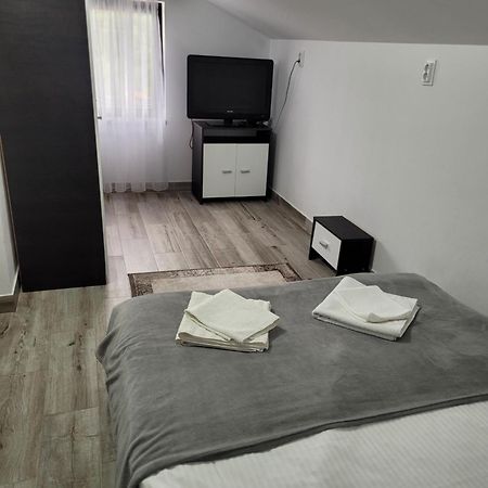 Apartmán Casa Radu Cîrlibaba Exteriér fotografie